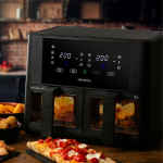 Фритюрникът Ariete Dual 9 Л разполага с две кошници, цифрово управление и приготвя ястия едновременно при температура до 200 °C.